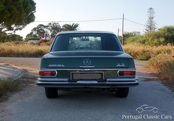 Mercedes Benz 300 SEL 3.5 V8 W109