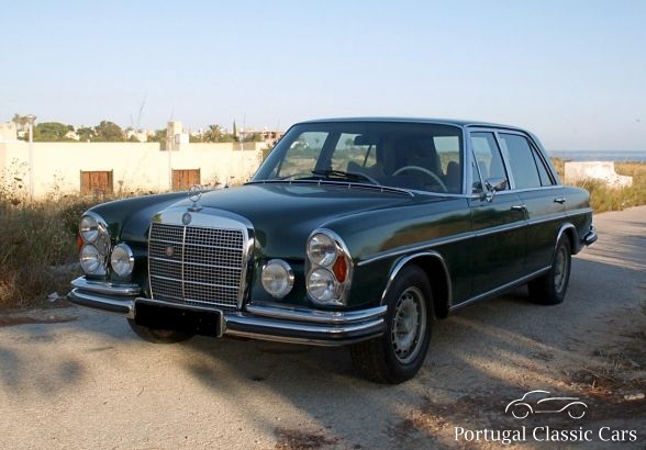 Mercedes Benz 300 SEL 3.5 V8 W109