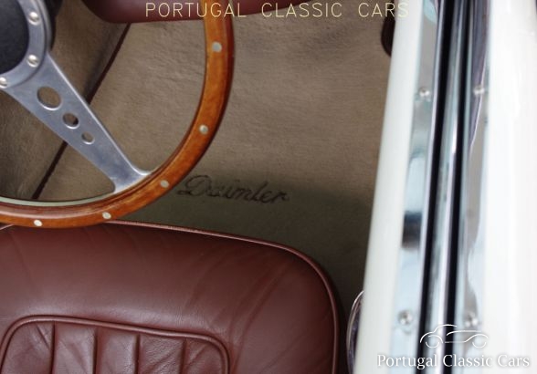 Daimler  Dart   SP 250  V8   