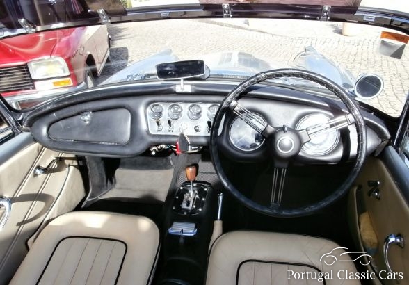 Daimler Dart SP 250 V8